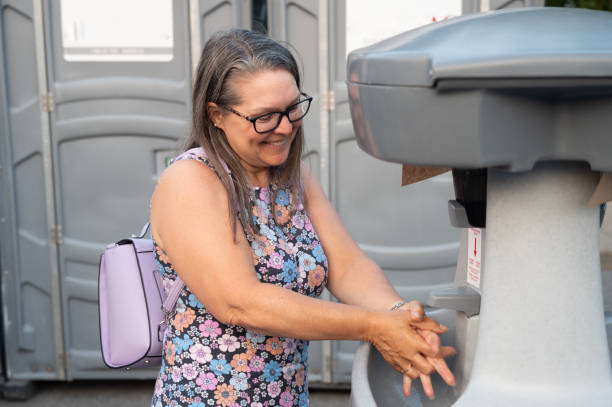 Best Portable toilet rental cost  in Worthgton, IN